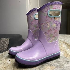 Bogs lilac floral Insulated Waterproof Kids Youth Size 4 EU37